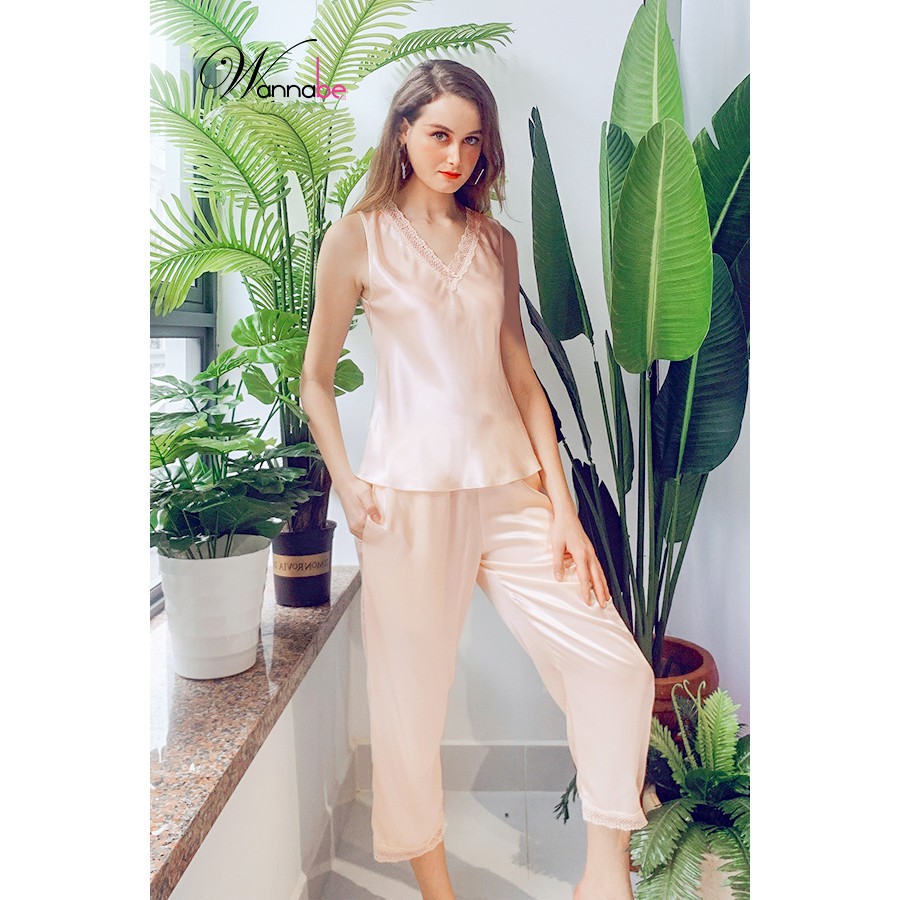 Đồ bộ mặc nhà phi lụa Wannabe bộ dài BDS11 cổ tim phối ren lạ mắt