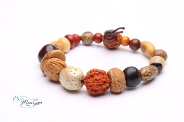 Chuỗi hạt thiêng bồ để Cát Tường