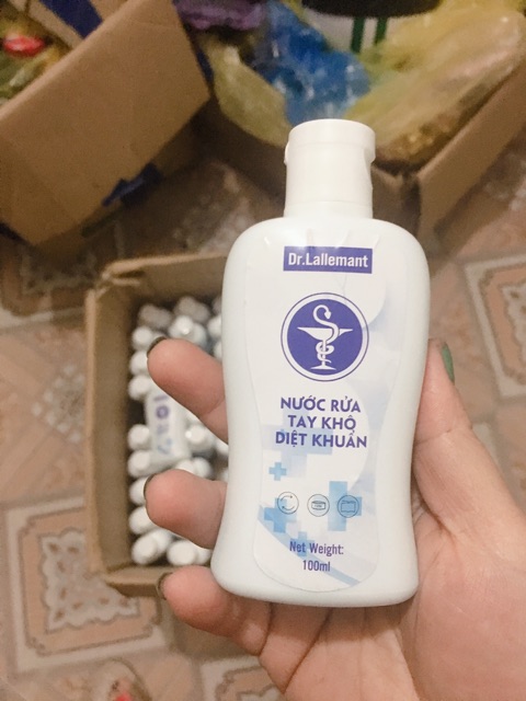 Nước rửa tay khô diệt khuẩn hiệu quả