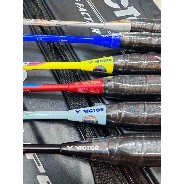 Vợt cầu lông Victor khung carbon siêu nhẹ
