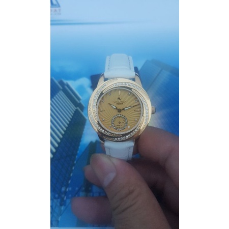 Đồng Hồ*Gold Star*Nữ Chính Hãng GT – 8890LSGH, Vỏ Thép 316L, Kính Saphia, Gắn Kim Cương, Mạ Vàng 24k, Chịu Nước 50mét