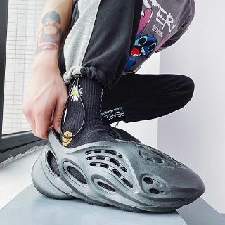 Giày Đục Lỗ Yzzy700 Size35-44 Cho Cặp Đôi