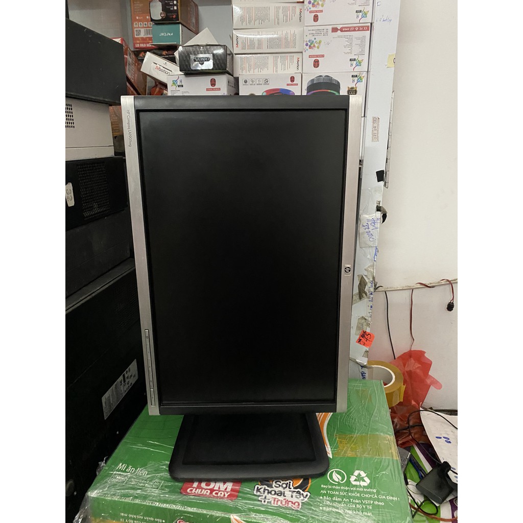 Màn hình 19'' cao cấp có DVI VGA Display port, có cổng USB chân xoay ngang dọc đủ tư thế hình ảnh đẹp | BigBuy360 - bigbuy360.vn