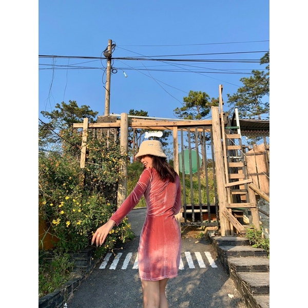 Đầm nhung ngắn cổ lọ tay dài DOKESI  - Adele Dress