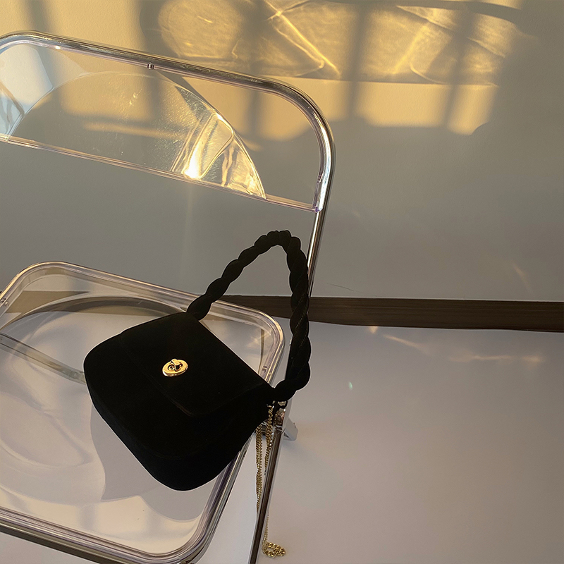 Túi nhỏ đeo vai kiểu retro thời trang thu đông 2020 cho nữ