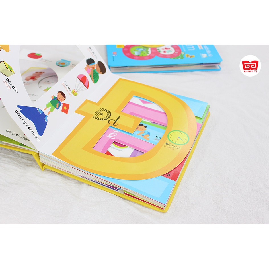 Sách - The Amazing Book - Số đếm + Bảng chữ cái Tiếng Việt