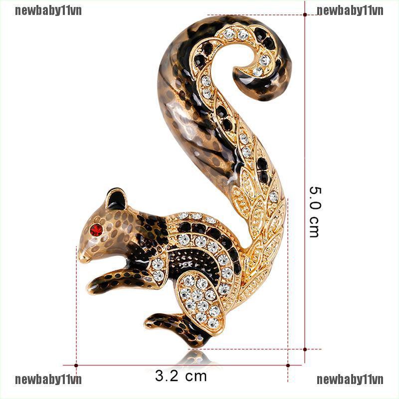 Trâm Cài Áo Hình Chú Sóc Hoạt Hình Dễ Thương