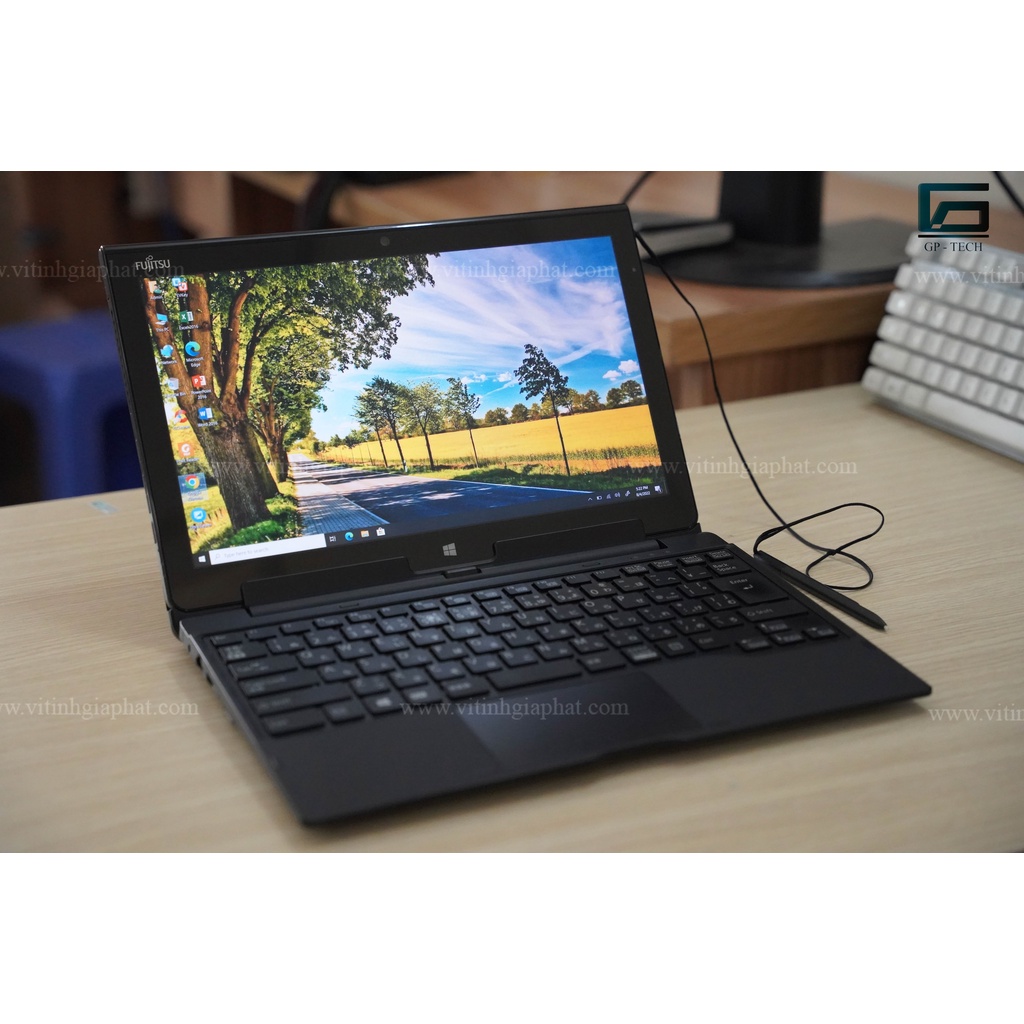 Laptop 2 in 1 FUJITSU ARROWS Tab Q704 i5 4300U 4GB RAM (có thể tháo màn làm tablet)