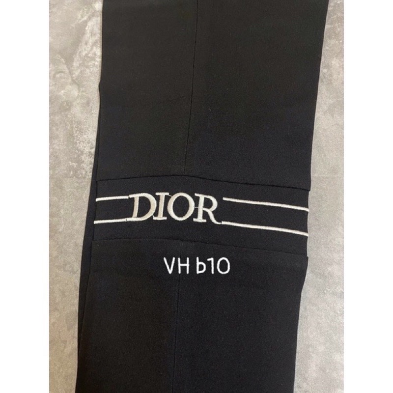 Quần Âu Nam Dior Thêu Hot