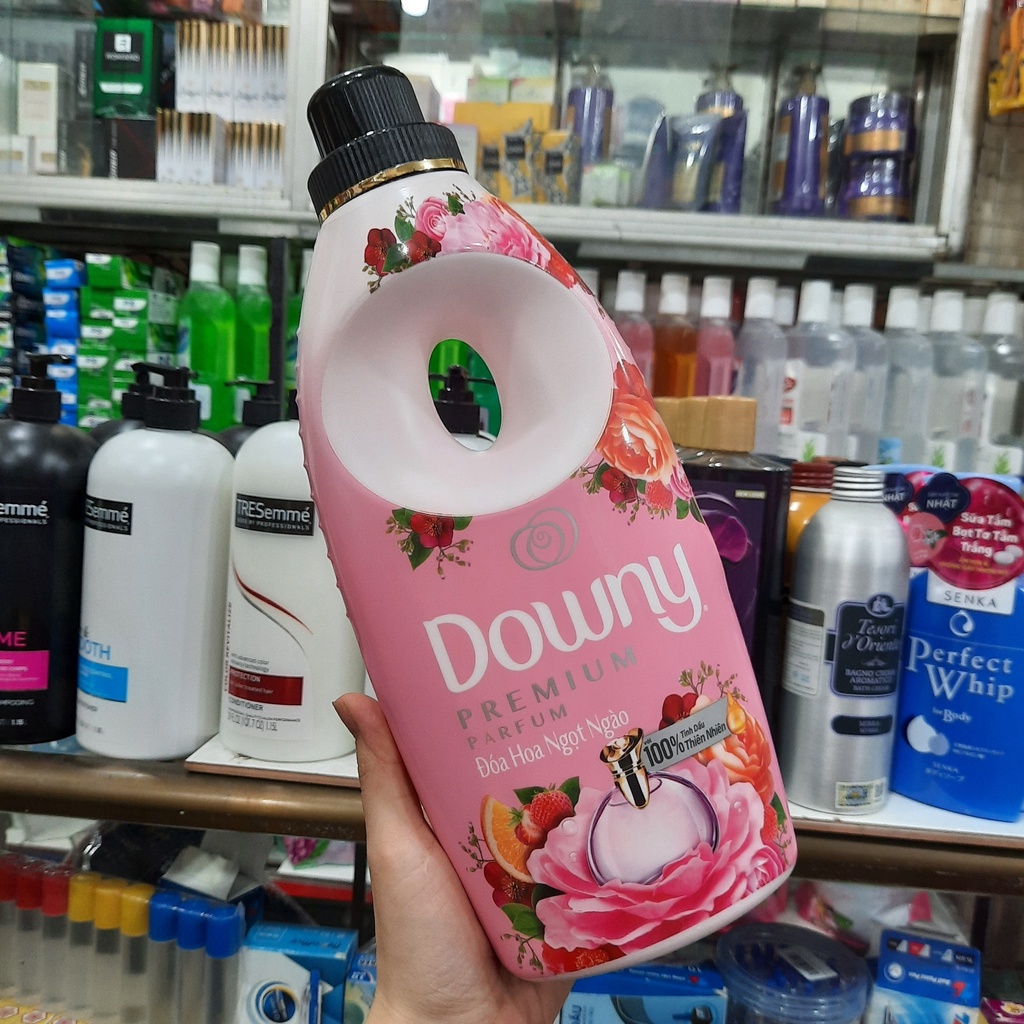 Nước xả vải Downy Đóa hoa ngọt ngào 800ml