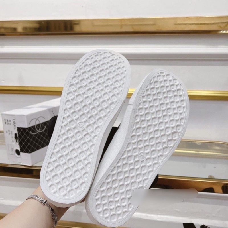 XẢ LỖ Giày Búp Bê Khuy Dán Cha.Nel