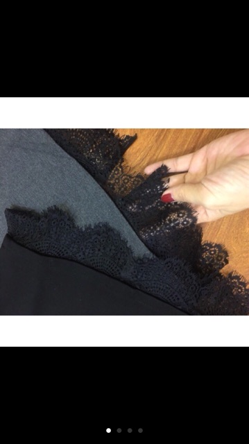 [NEW] Chân váy bút chì xẻ sau phối ren thời trang | BigBuy360 - bigbuy360.vn