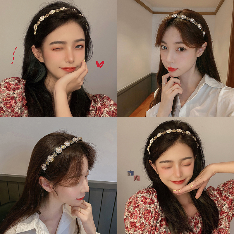 Cài tóc phong cách retro xinh xắn dành cho nữ