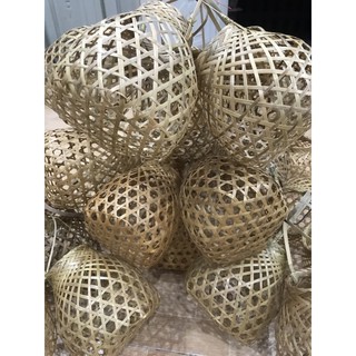 Giỏ lồng đèn tre