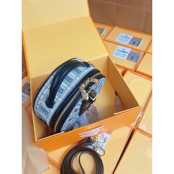 TÚI CỐP TRÒN LV THỜI TRANG FULL BOX NAM CHÂM SEAL