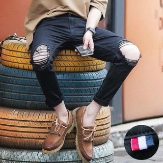 Quần Skinny Jeans Nam-Màu Đen-Kiểu Rách Gối Lớn-Chất Liệu Cotton Co Giãn-Ống Đứng Dáng-Ống Ôm Chân Chuẩn Skinny M12