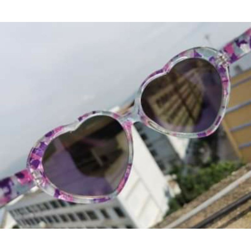 Kính Riverland cho bé