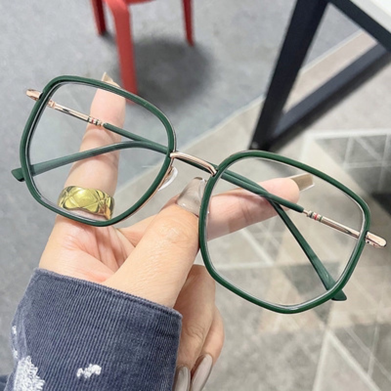 Kính Cận Thị Hot Nhất 2022 Gọng To, phong cách cổ điển chống ánh sáng xanh đủ độ từ -1.00 tới -4.00 độ mã Y3