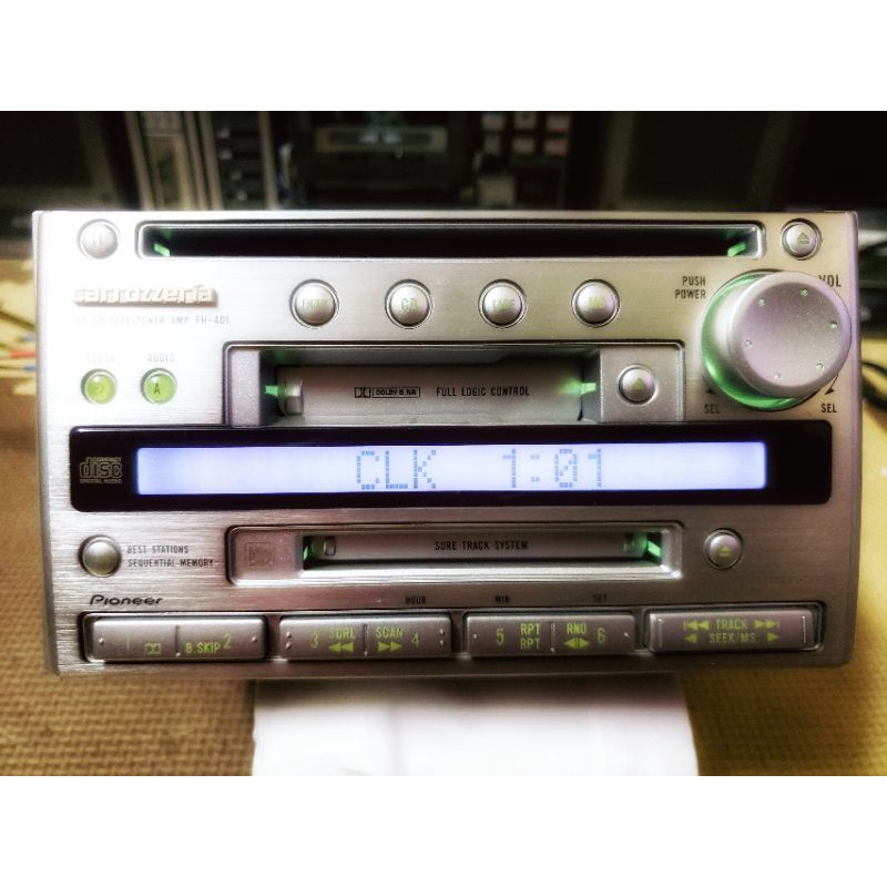 Máy phát nhạc Pioneer carrozerrla CD.MD.TAPE.RADIO FULLOPTION