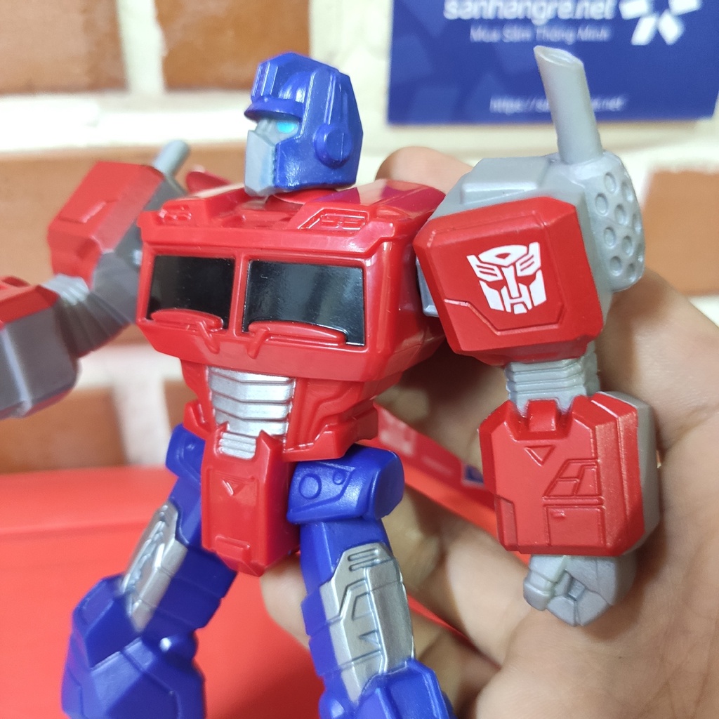 Mô hình Đồ chơi Robot Transformers dòng Cybertron 6 inch cử động chân tay - Bumblebee, Optrimus, Megatron