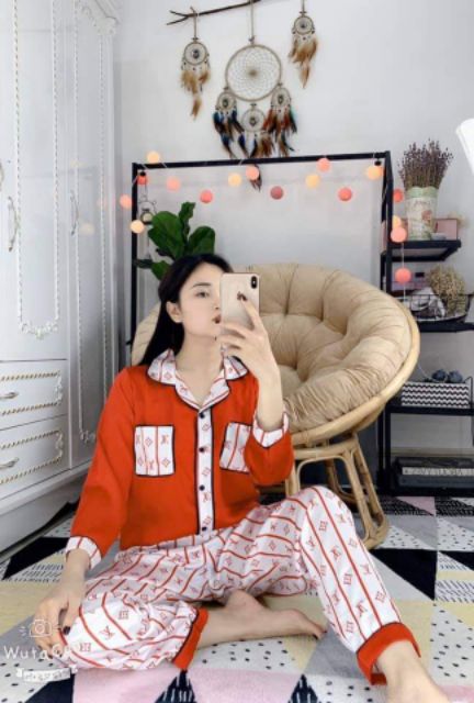 Xã đồ bộ pijama hot girl 9x-100k 
 Giá lẻ 120k .
 Chuyên sỉ giá rẻ .
 Không qua trung giang.Sỉ Ib giá rẻ 
📲 : 034821178