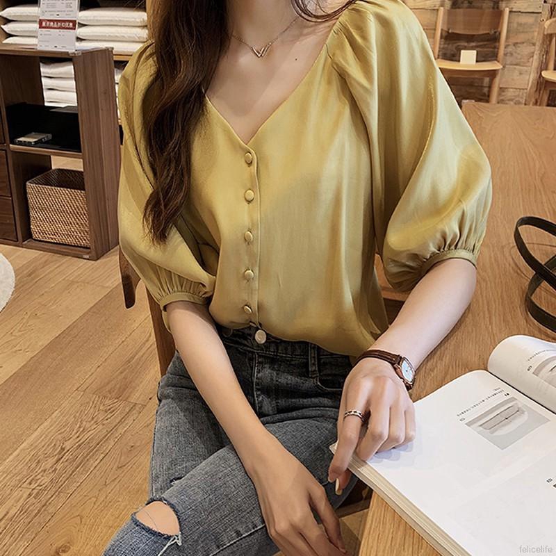 Áo kiểu chất Chiffon tay ngắn cổ chữ V phối nút thanh lịch