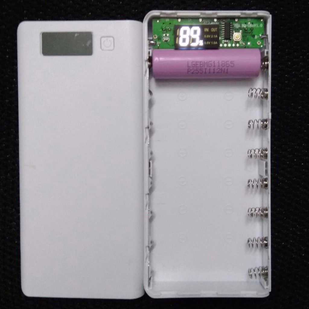 Box sạc dự phòng 8 cell sử dụng pin 18650 LCD-KHÔNG KÈM PIN