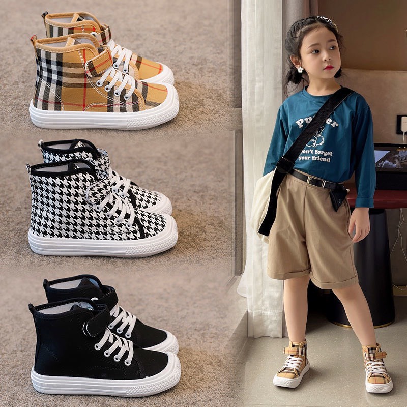 (B270)Giày cho bé gái kiểu dáng thể thao cá tính cực xinh yêu với 3 mẫu cực hót hít cho các bé lựa chọn