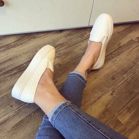 Giày slip on da sần