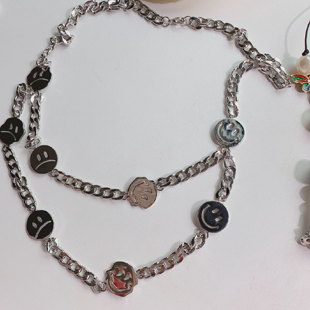 Vòng cổ Mặt Đầu Lâu Bướm Cười Xúc Xắc Ngọc Trai Cho Nam Và Nữ