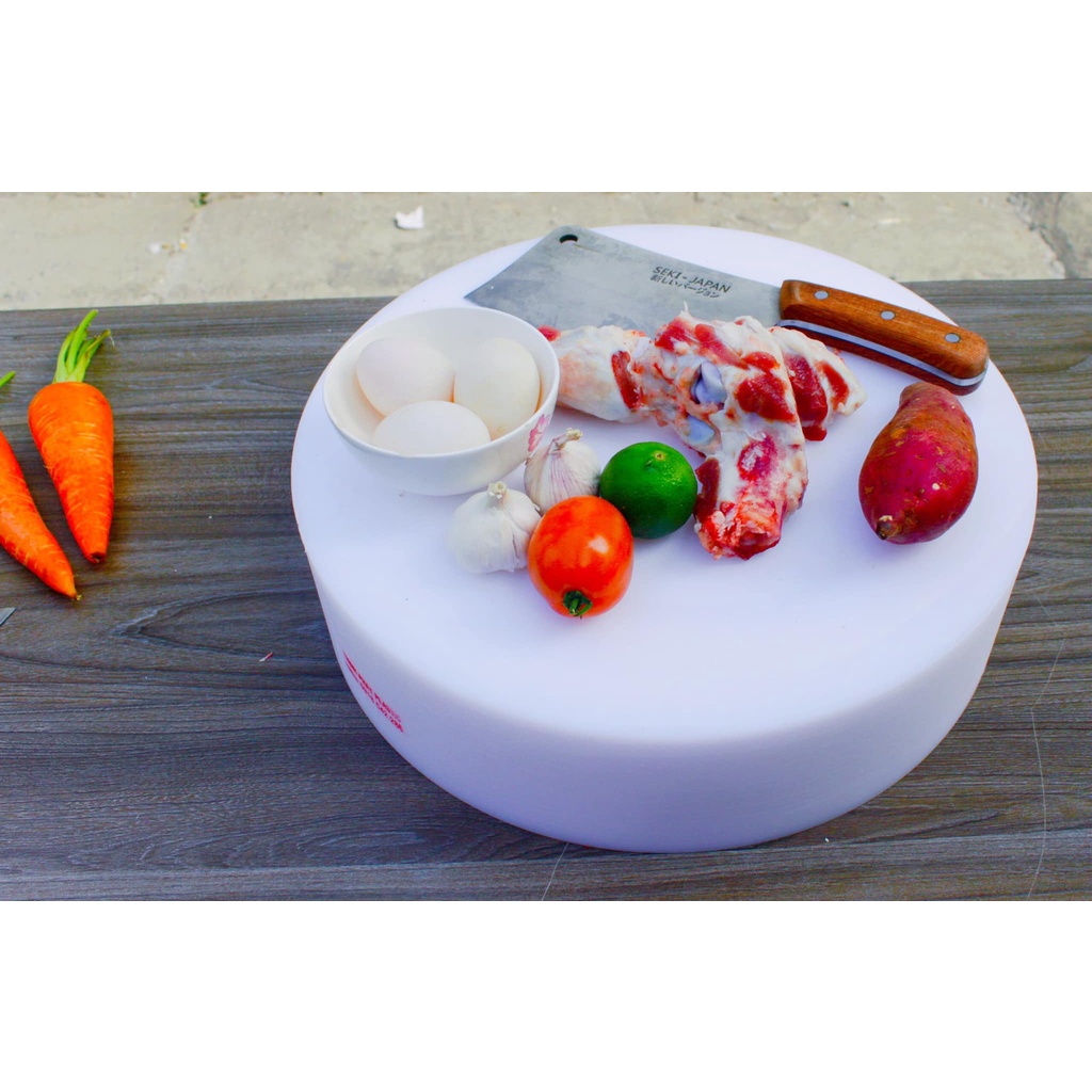 Thớt nhựa tròn 50 dày 10cm có quai xách, hàng công ty chuyên băm chặt , nhựa đúc nguyên khối