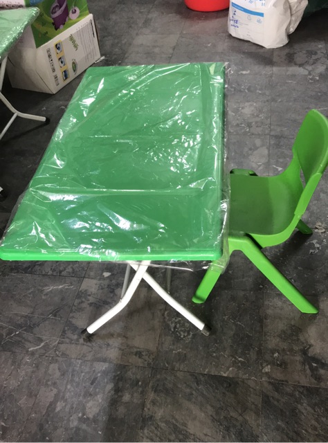 Bộ bàn ghế cho bé mẫu giáo (1 bàn 2 ghế)