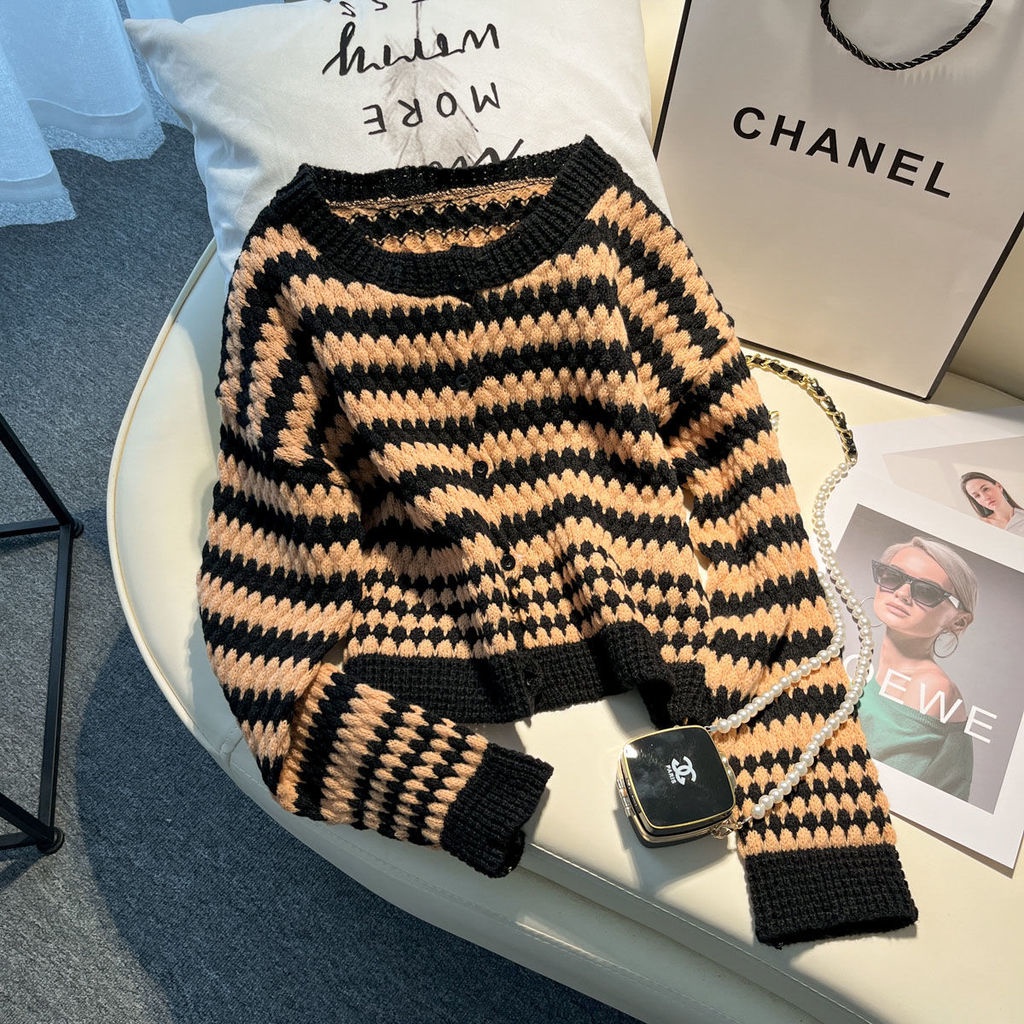 Áo Khoác cardigan Dệt Kim Dáng Ngắn Màu Sắc Tương Phản Thời Trang Thu Đông Dành Cho Nữ