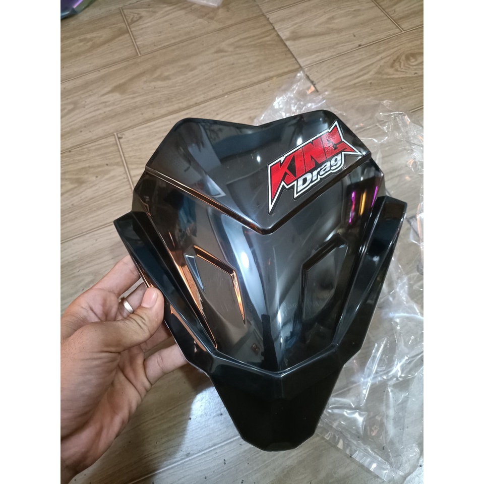 Mão Winner V3 đen trong