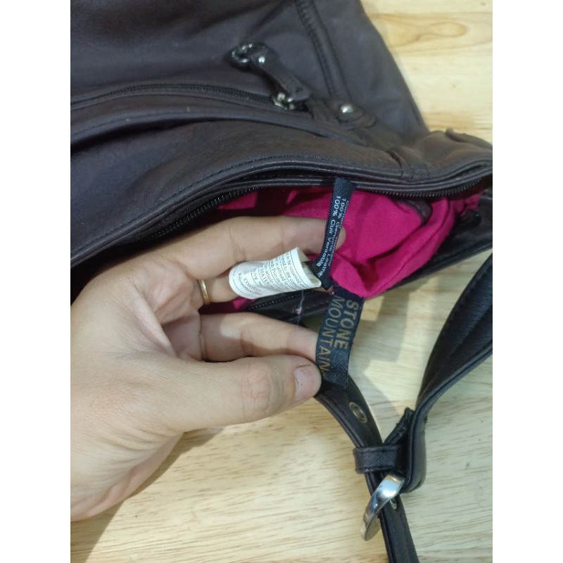 Túi đeo vai da thật secondhand  220108