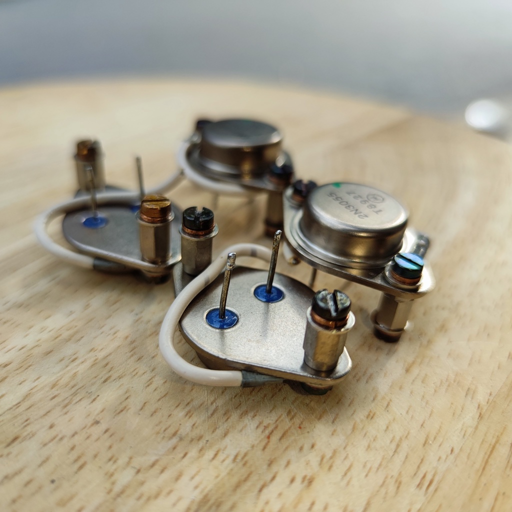 2N3055 Motorola sò công suât tháo máy usa