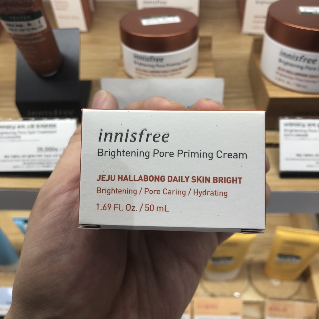 Kem dưỡng sáng da từ vỏ quýt Innisfree Brightening Pore Priming Cream