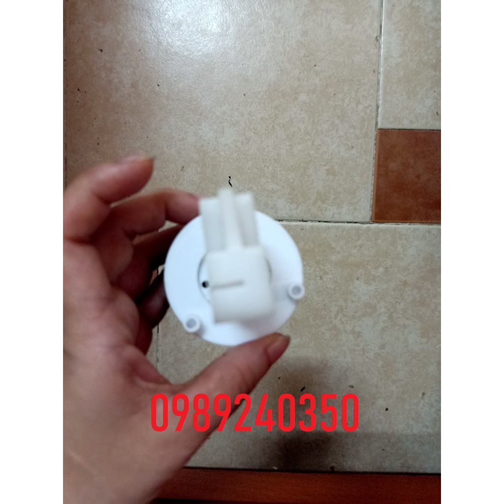 Nấm xả đáy máy giặt liền tay nhựa