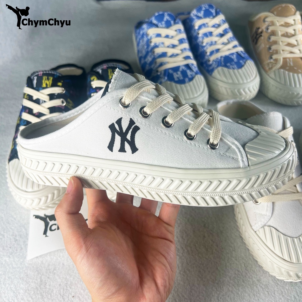 Giày Sục Đạp Gót MLB NY Nữ màu đen