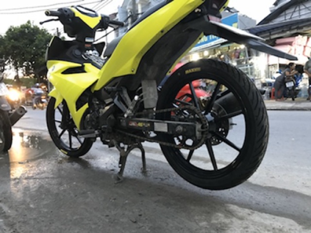 Mâm X1R 8 cây bản 1.6-1.85 + vỏ maxxis gắn như zin ex150 /Y15zr /mx king+