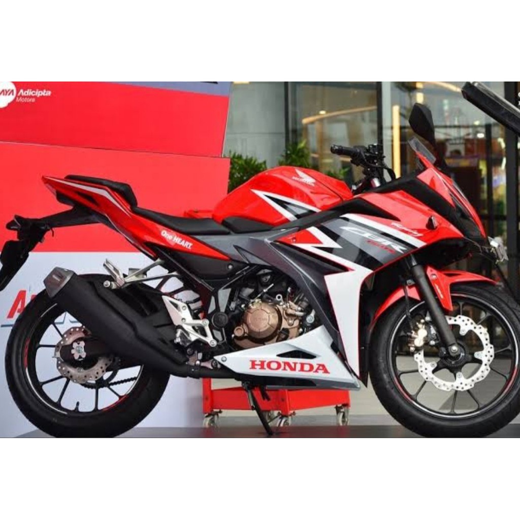 Miếng Dán Trang Trí Xe Honda Cbr150r 2018 2019