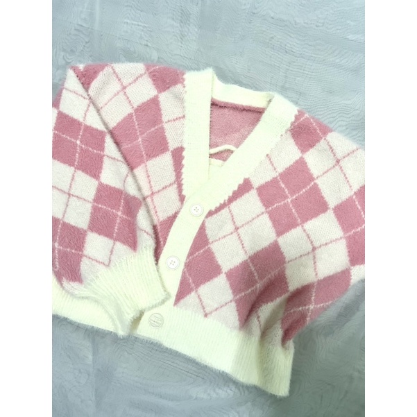 (Sẵn) Set Nữ Áo Len Cardigan Lông Thỏ Kèm Áo 2 Dây Set Áo Len Hoạ Tiết Quả Trám Màu Hồng Xinh Xắn ( Ảnh thật ) | BigBuy360 - bigbuy360.vn