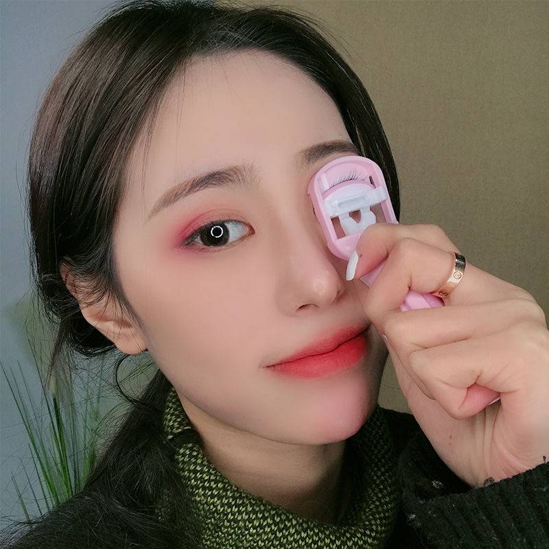 Dụng cụ bấm mi lâu trôi chất lượng cao