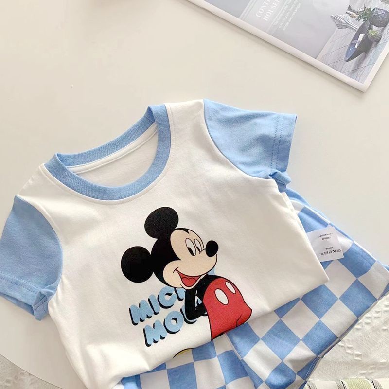 Set Áo Thun Ngắn Tay In Hoạt Hình Và Quần Short Kẻ Sọc Phong Cách Hàn Quốc Cho Bé Trai