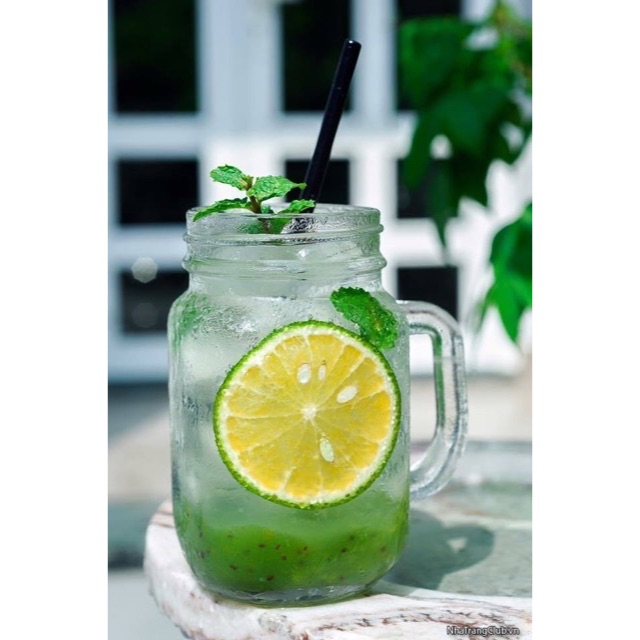 Cốc thuỷ tinh nắp hoa quả 450ml