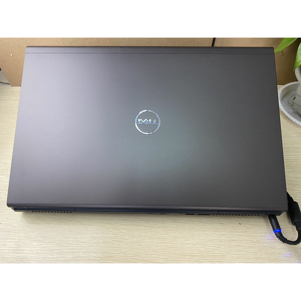 Laptop máy trạm Dell Precision M6800 Core i7-4800QM, 16gb Ram/256gb SSD/VGA Quadro K3100M/17" Full HD