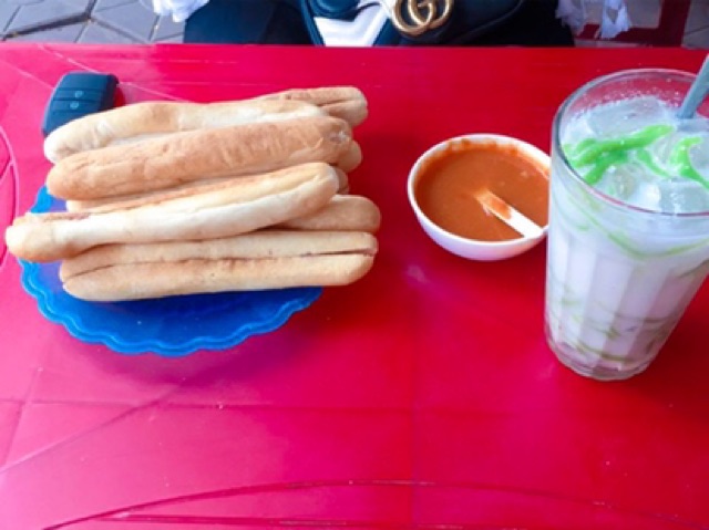 TƯƠNG ỚT NẤU HẢI PHÒNG GIA TRUYỀN ĐẠI LONG PHÁT CHAI 500ml