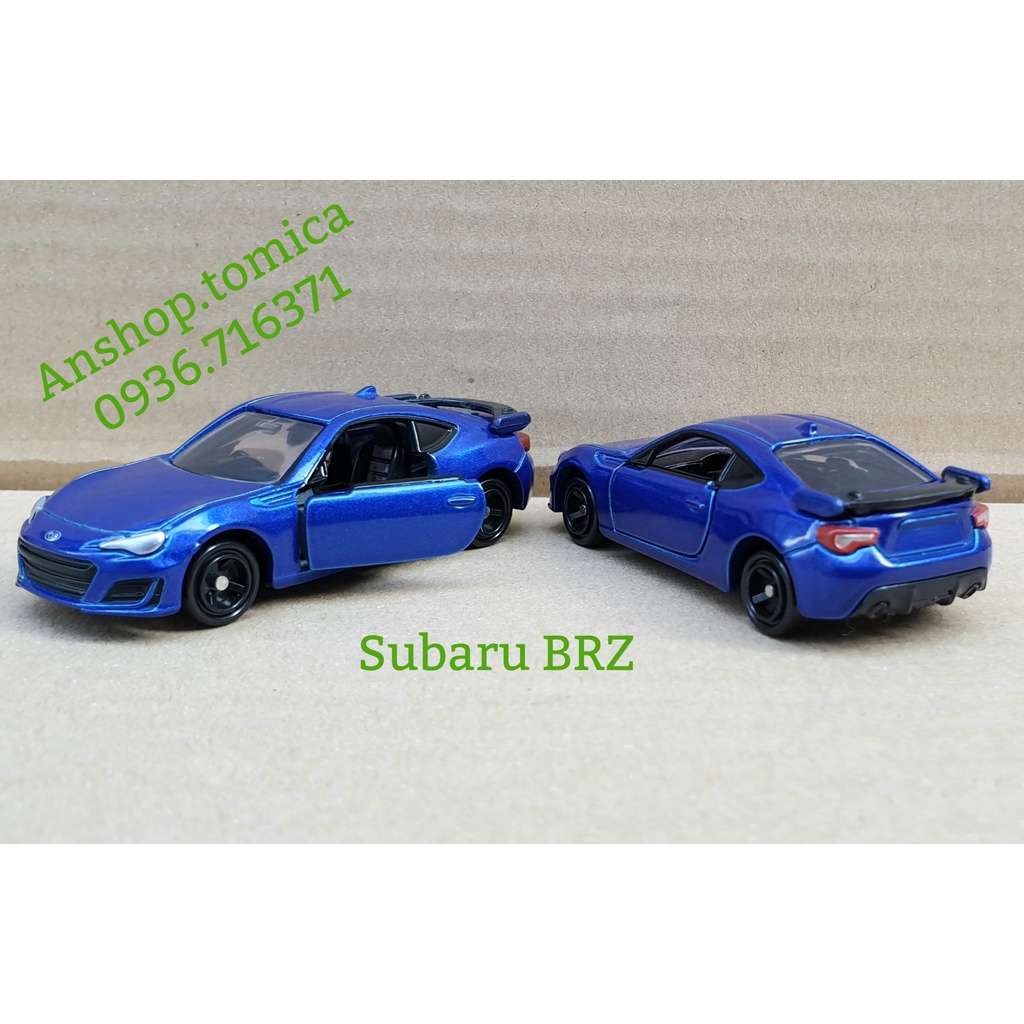 Mô hình xe Subaru mở được cửa màu xanh dương tomica Nhật Bản