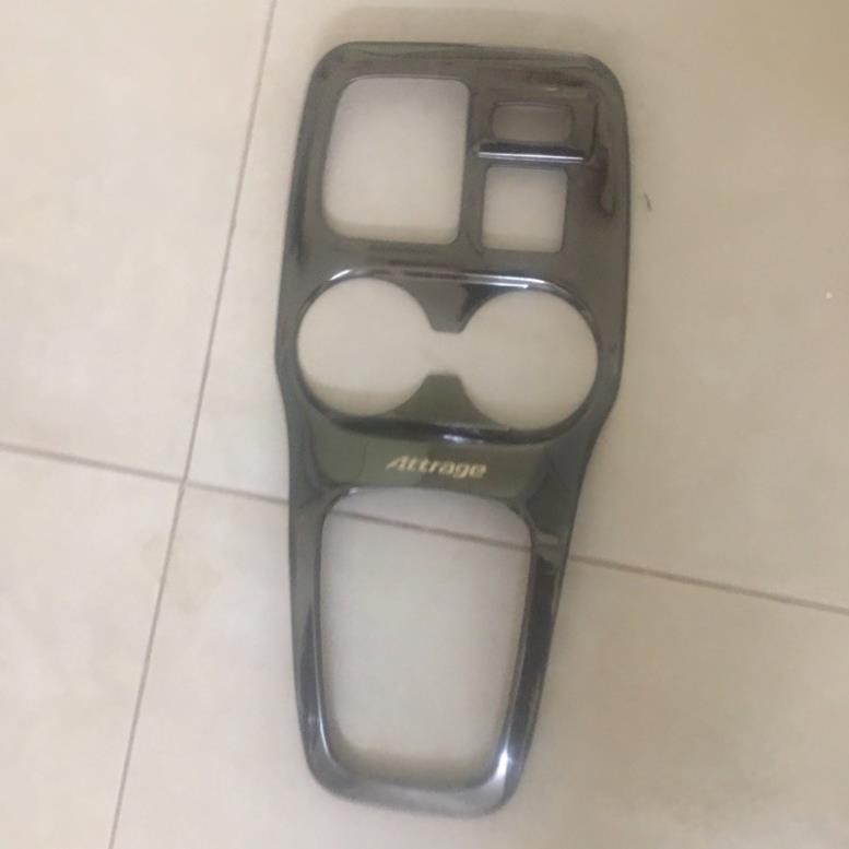 Ốp Nội Thất Xe Mitsu Attrage 2016 2017 2018 2019 2020 Mẫu Titan - Bộ 5 Chi tiết