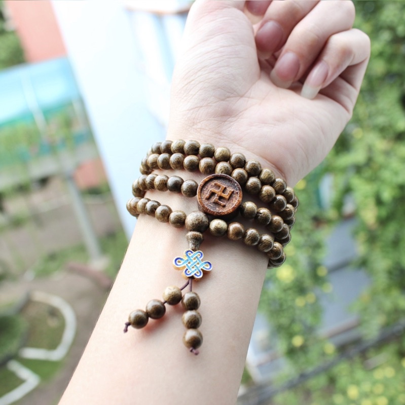Vòng tay chuỗi 108 hạt gỗ trầm hương mix charm chữ phạm size 6mn trầm tốc hương thơm tự nhiên - no box